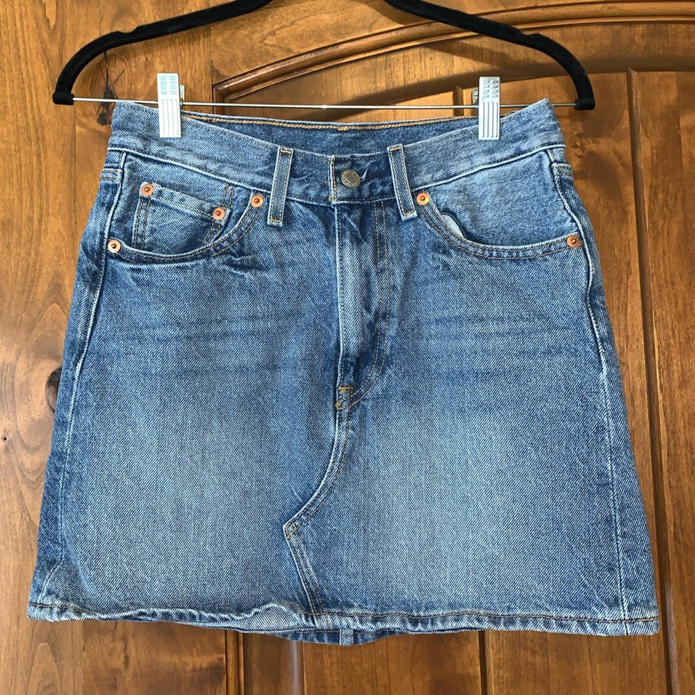 Levi’s Jean Skirt Size 24